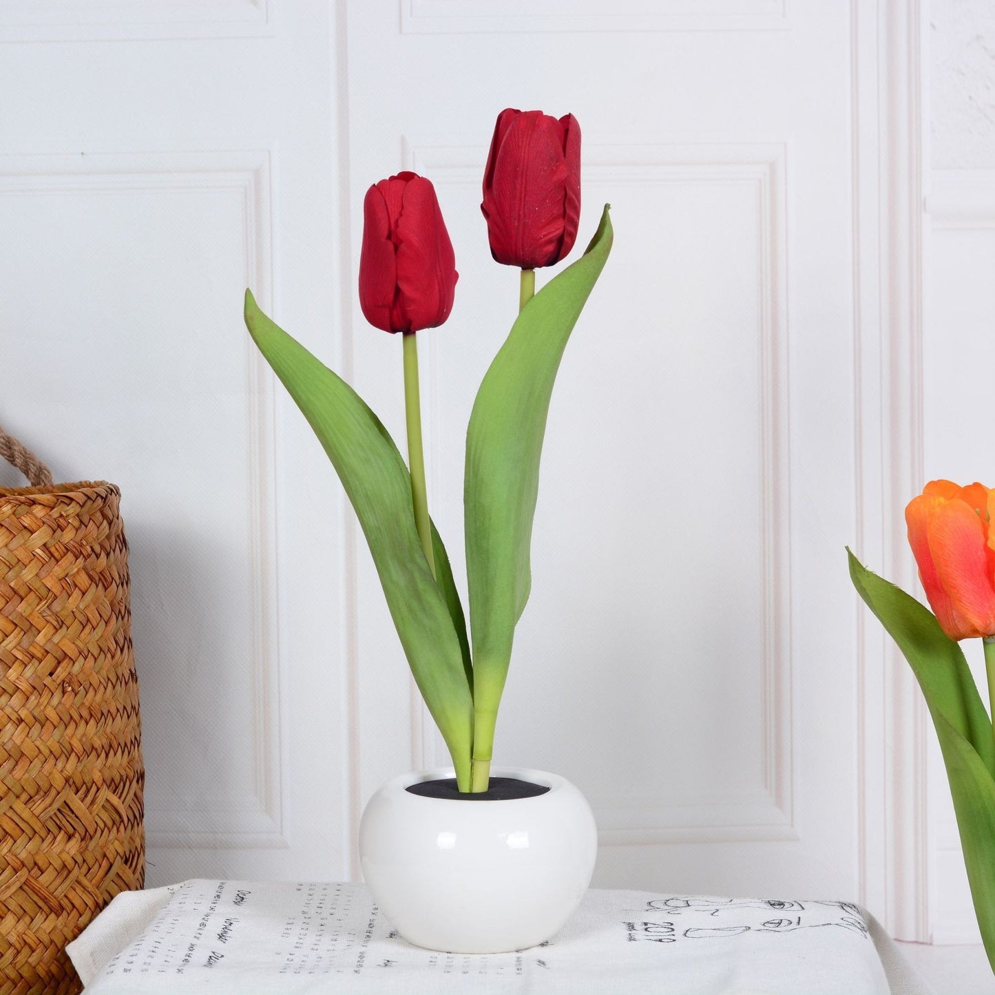 LED Tulip Flower Night Light Potted Table Lamp