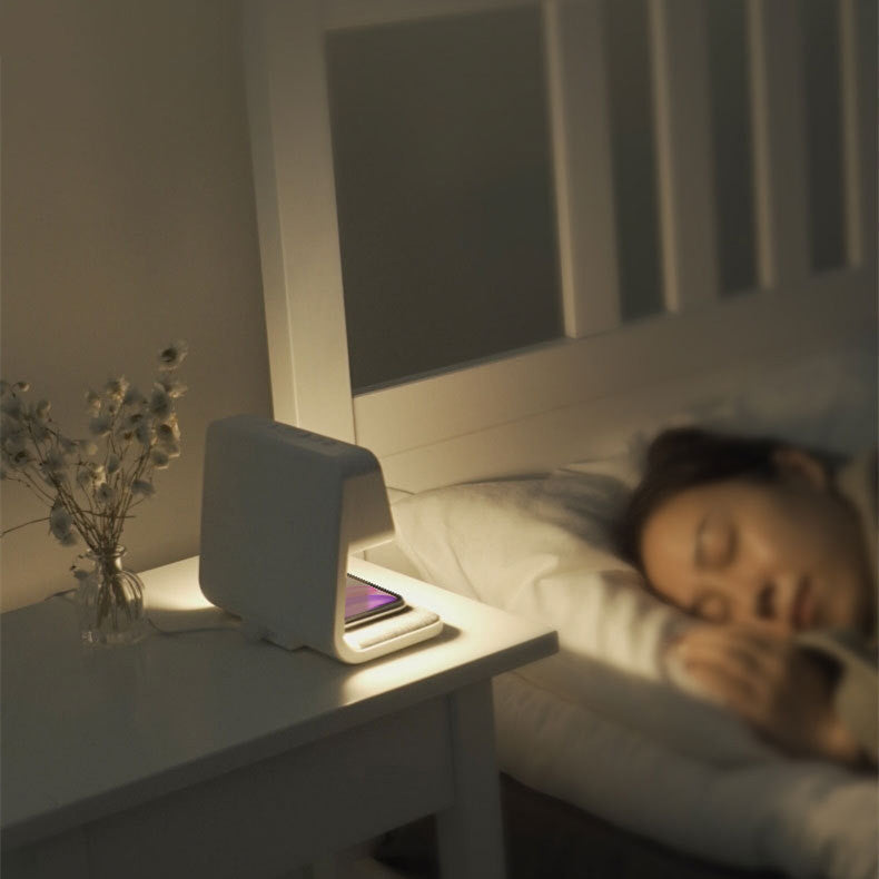 3-in-1 Bedside Lamp – Wireless Charger & Alarm Clock