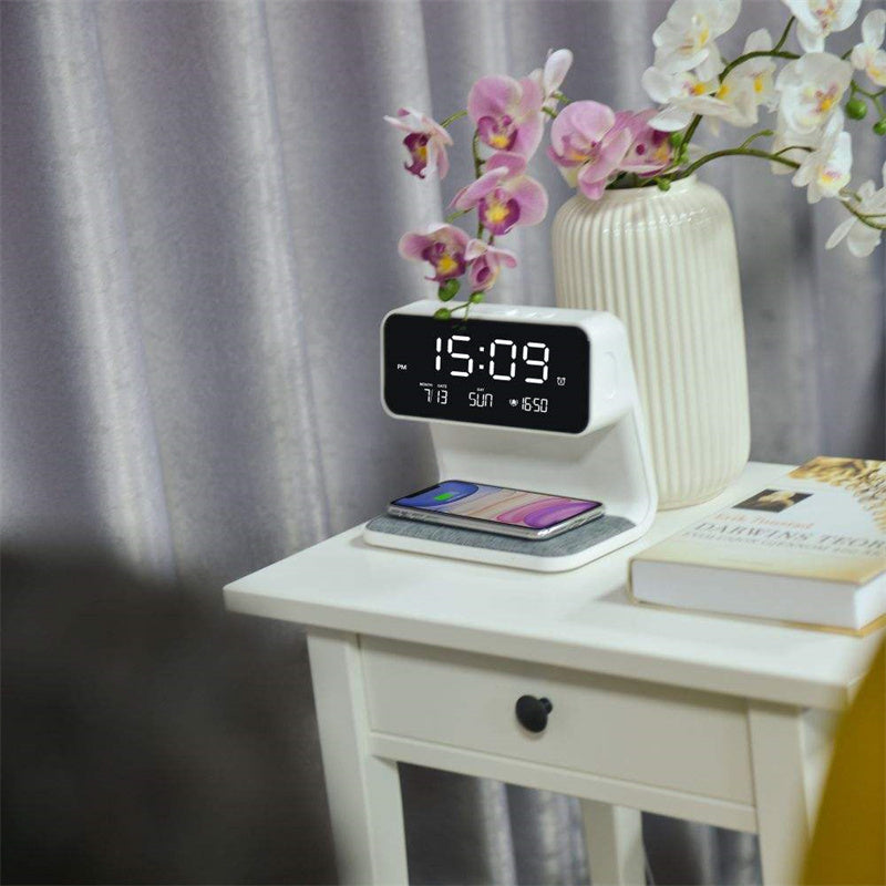 3-in-1 Bedside Lamp – Wireless Charger & Alarm Clock